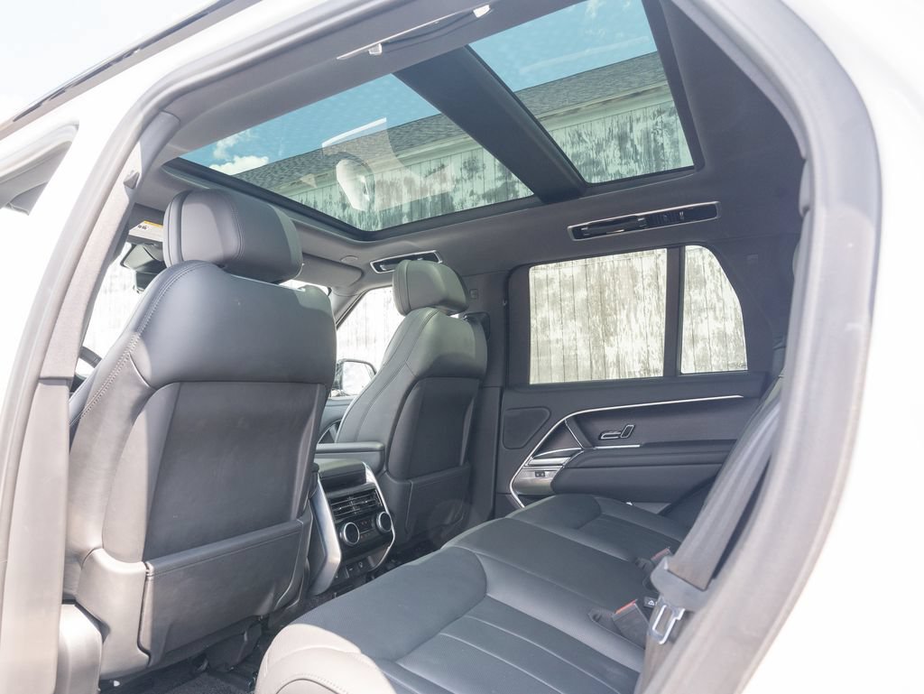 Used 2024 Land Rover Range Rover SE AWD/4WD image 34