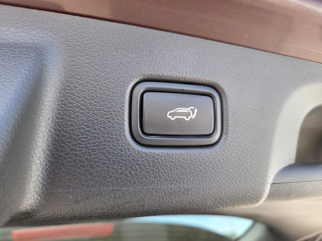 Used 2025 Hyundai Palisade SEL image 12