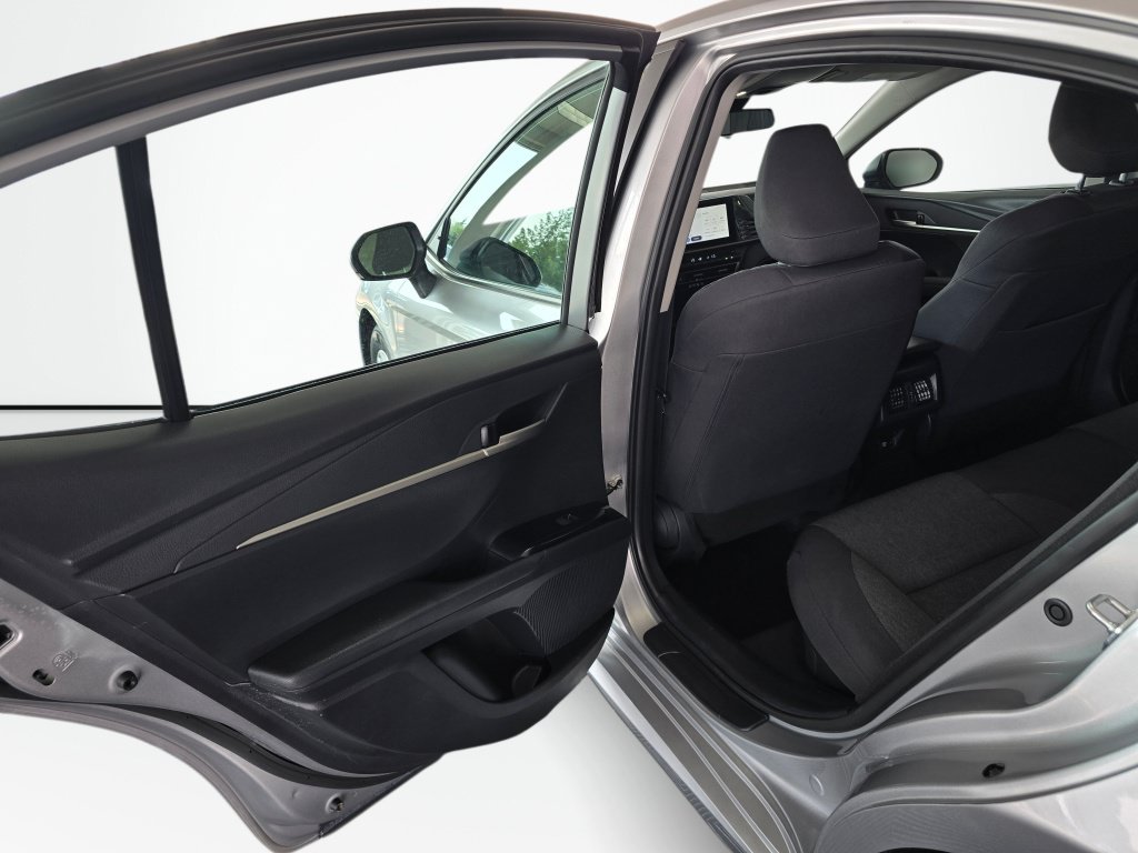 Used 2025 Toyota Camry LE FWD image 35