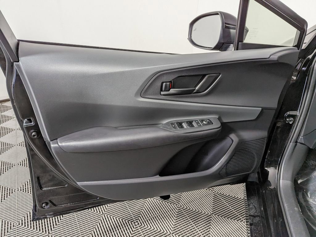 Used 2024 Toyota Prius LE image 13