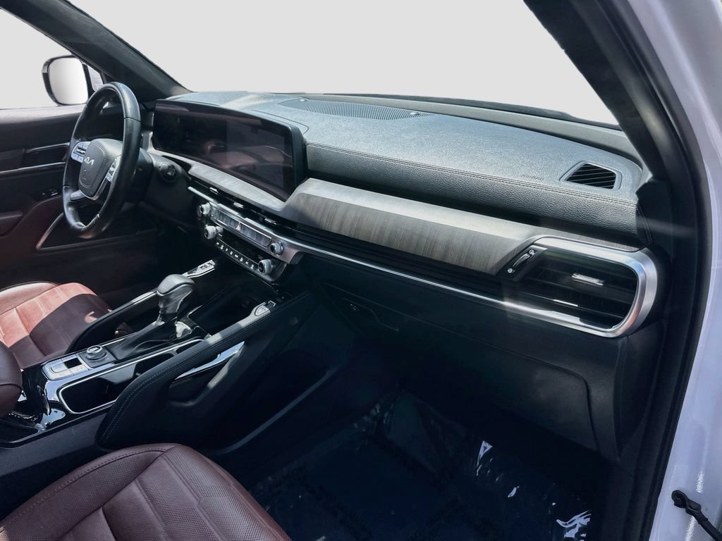 Certified 2023 Kia Telluride SX Prestige AWD/4WD image 32