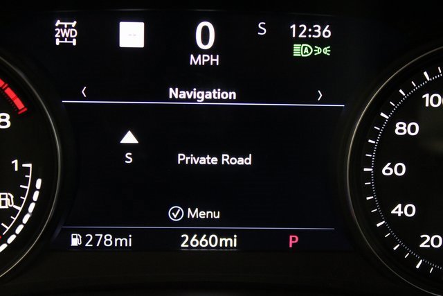 Certified 2025 Cadillac XT5 Sportv w/ Technology Package image 13