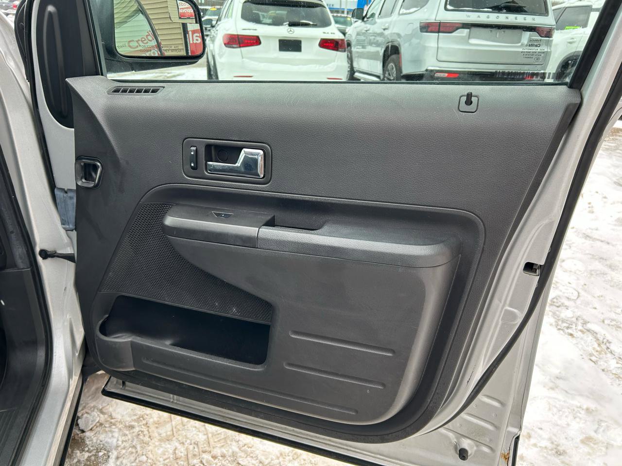 Used 2010 Ford Edge SE image 15