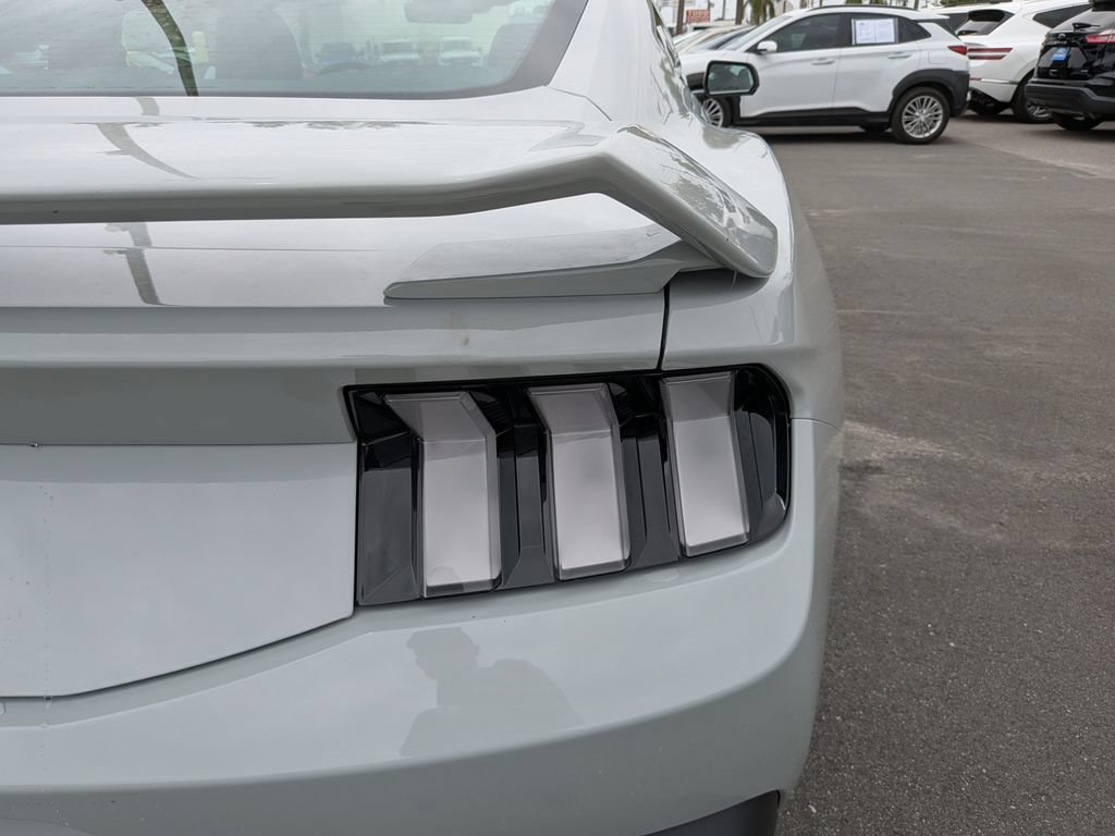 New 2026 Ford Mustang GT Premium w/ GT Performance Package RWD image 11