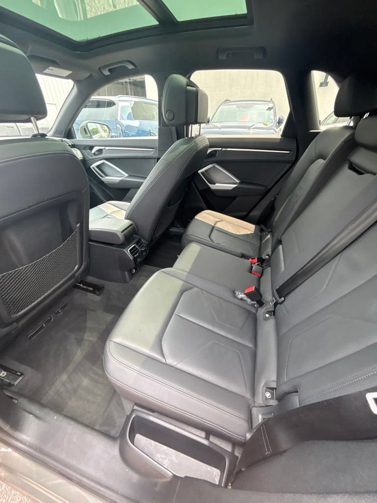 Used 2025 Audi Q3 2.0T Premium AWD/4WD image 16
