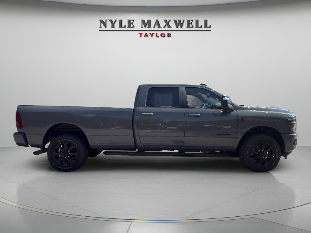 New 2026 RAM 3500 Laramie w/ Night Edition AWD/4WD image 13