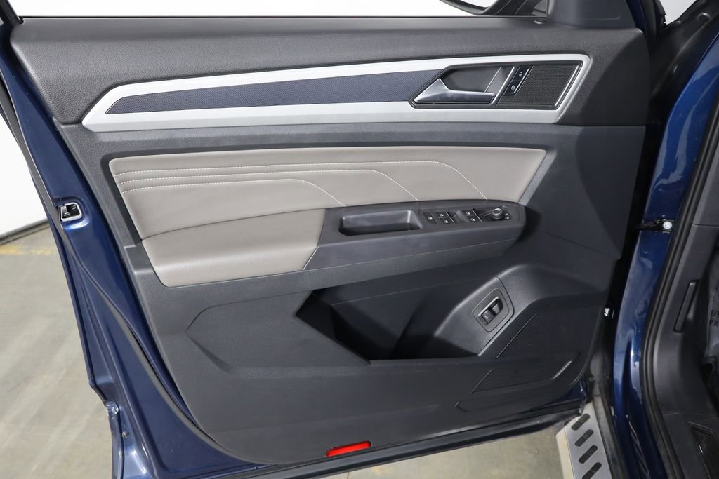 Used 2021 Volkswagen Atlas SE image 19