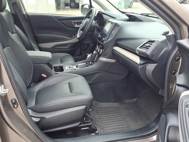 Used 2023 Subaru Forester Limited AWD/4WD image 28