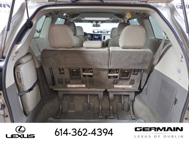 Used 2015 Toyota Sienna XLE FWD image 21