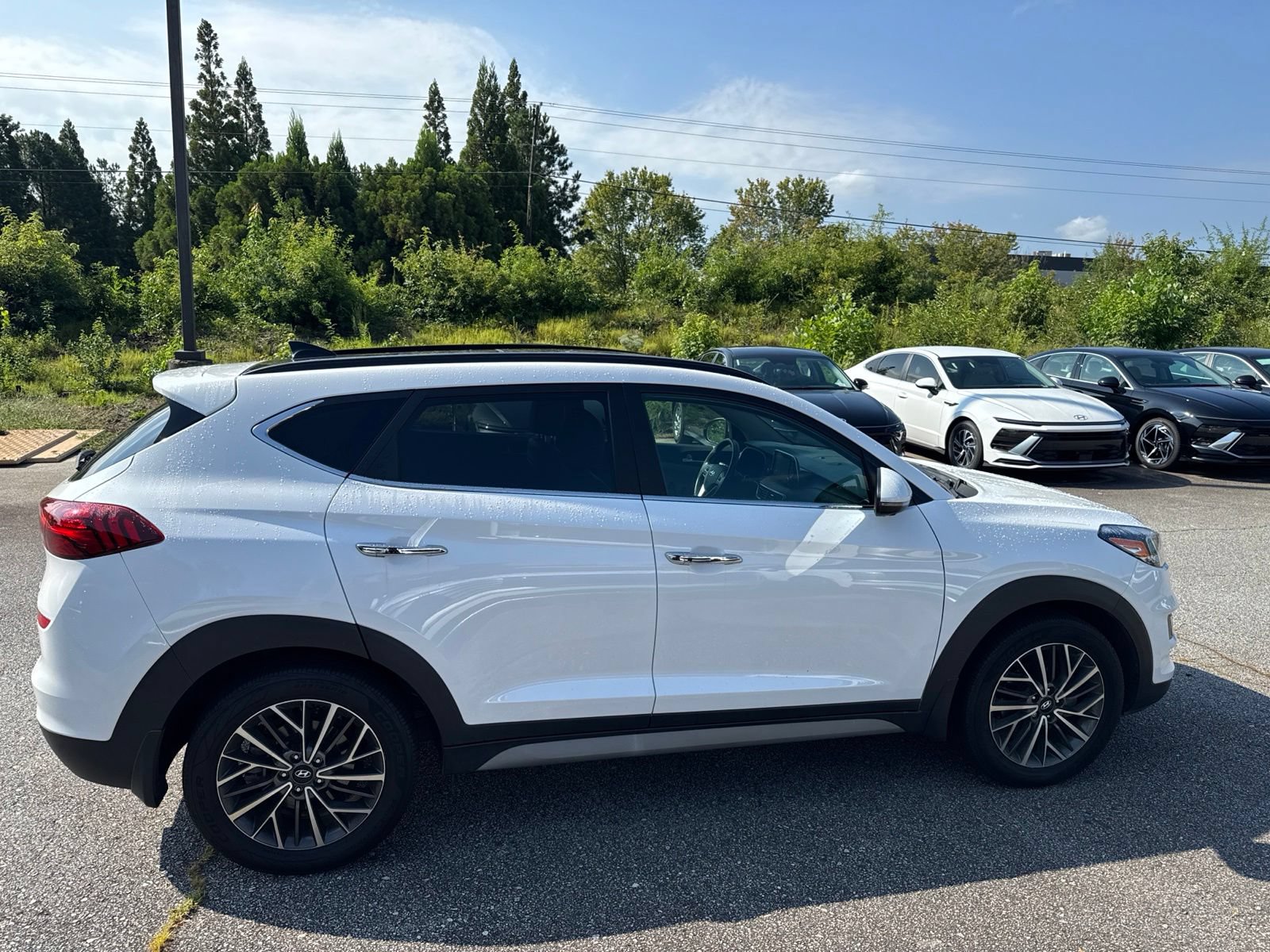 Used 2021 Hyundai Tucson Ultimate w/ Cargo Package AWD/4WD image 5