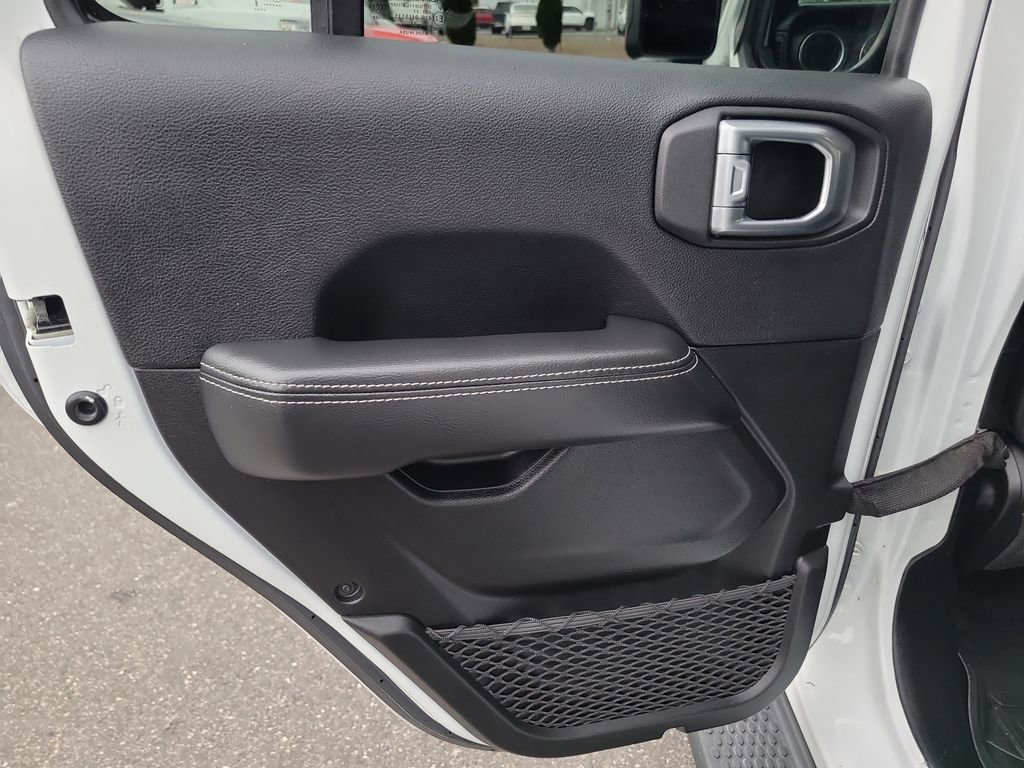 Certified 2023 Jeep Wrangler Sahara w/ Cold Weather Group image 8