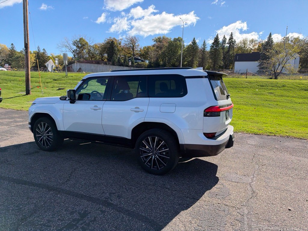 Certified 2024 Lexus GX 550 w/ Accessory Package (2T) AWD/4WD image 26