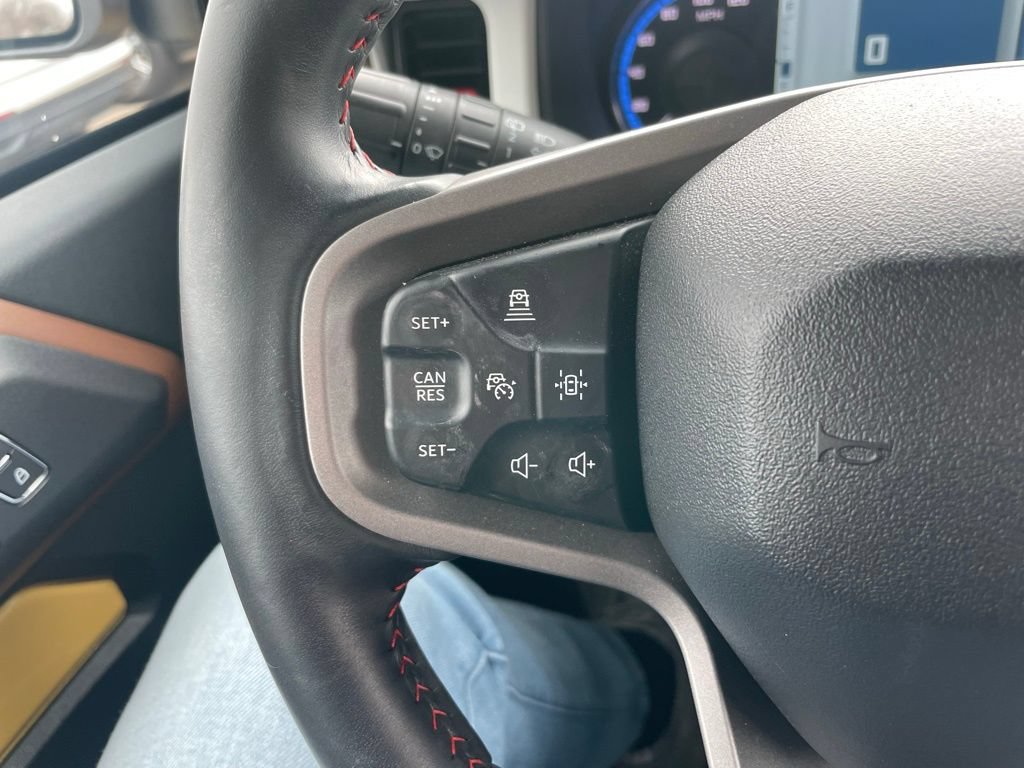 Used 2024 Ford Bronco Heritage Edition AWD/4WD image 25