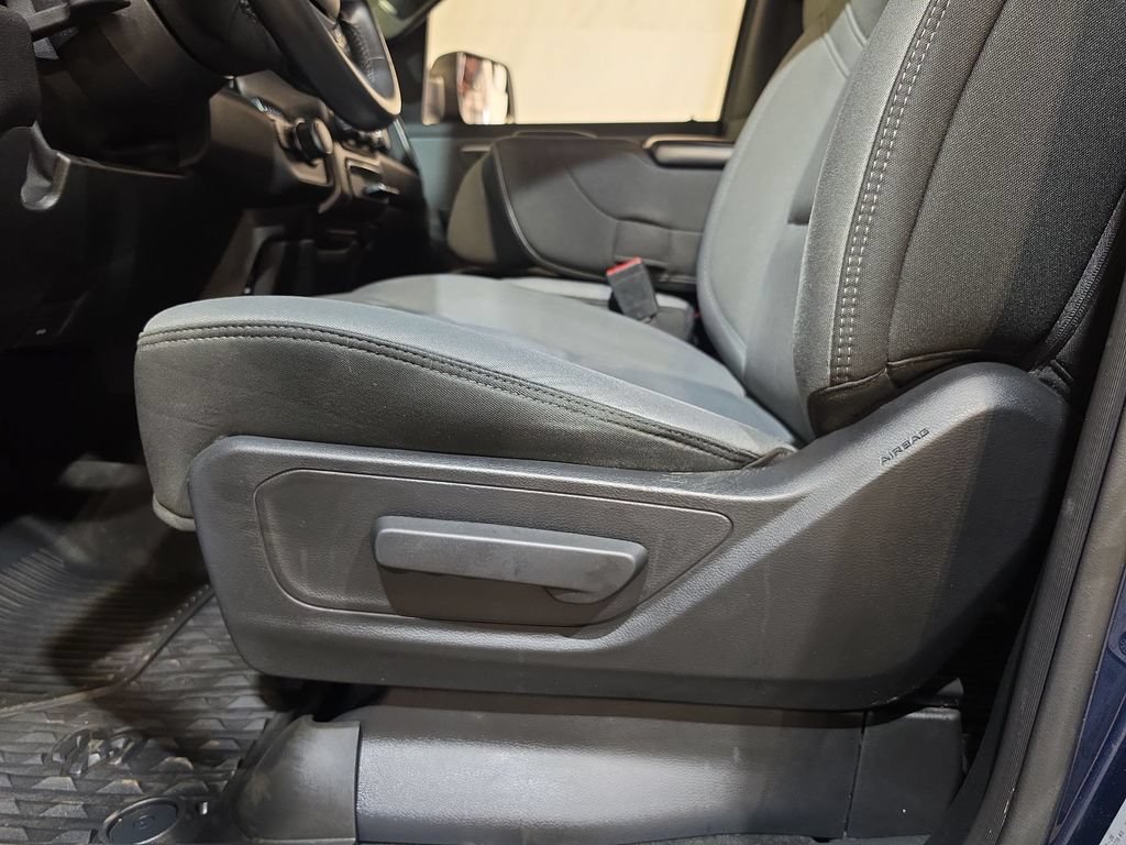 Used 2021 RAM 1500 Big Horn AWD/4WD image 14