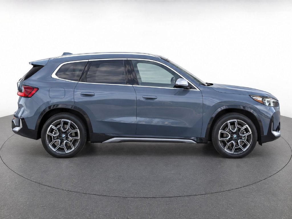 Certified 2023 BMW X1 xDrive28i w/ Convenience Package AWD/4WD image 7