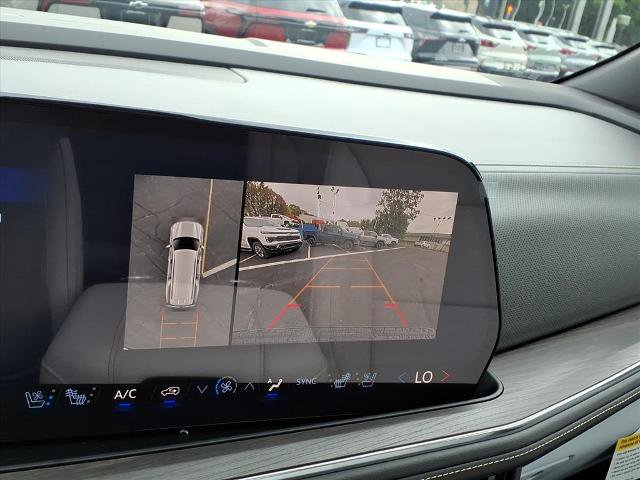 New 2026 Chevrolet Suburban Premier w/ Sun And Tow Package image 20