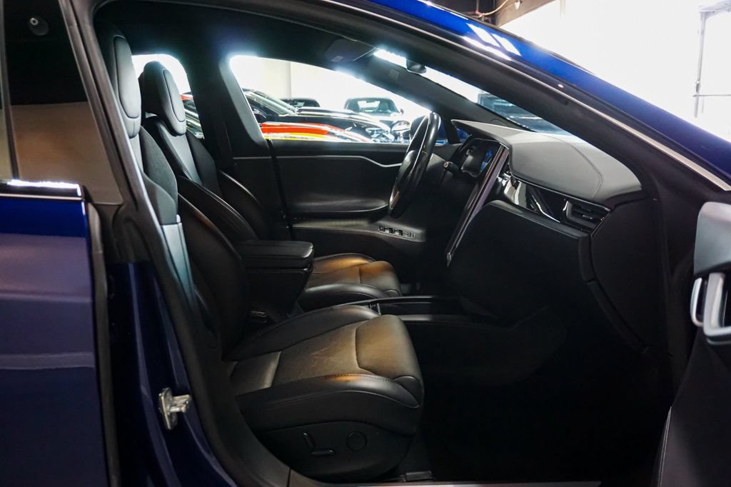 Used 2018 Tesla Model S AWD image 31