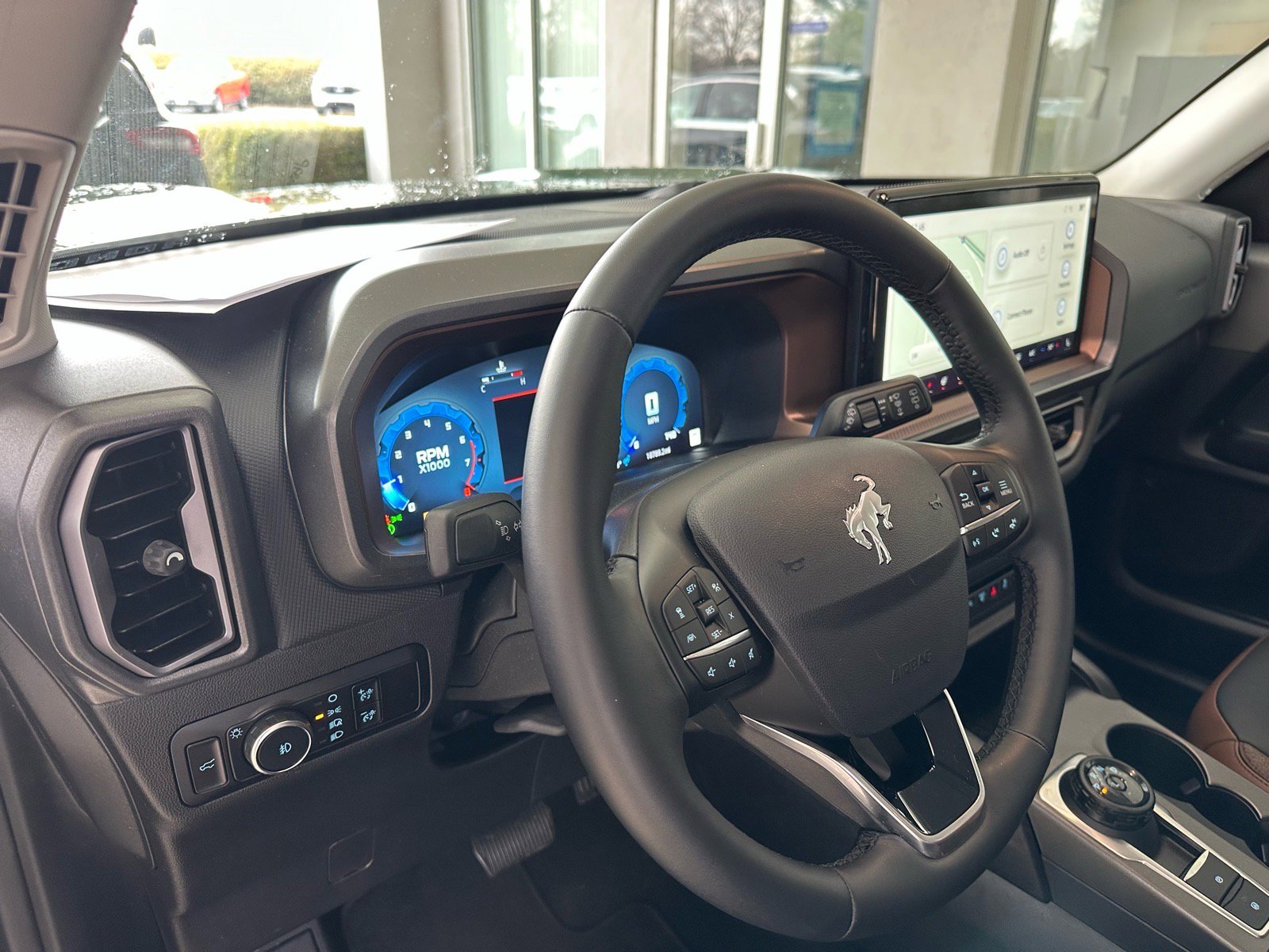 Certified 2025 Ford Bronco Sport Outer Banks w/ Outer Banks Tech Package+ AWD/4WD image 22