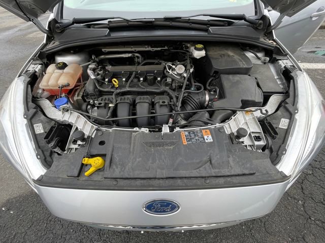 Used 2018 Ford Focus SE w/ Cold Weather Package image 20