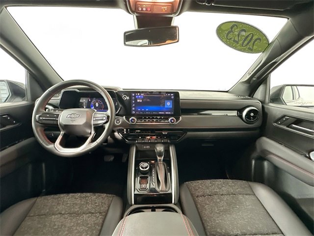 Used 2023 Chevrolet Colorado Z71 w/ Z71 Convenience Package 2 image 3