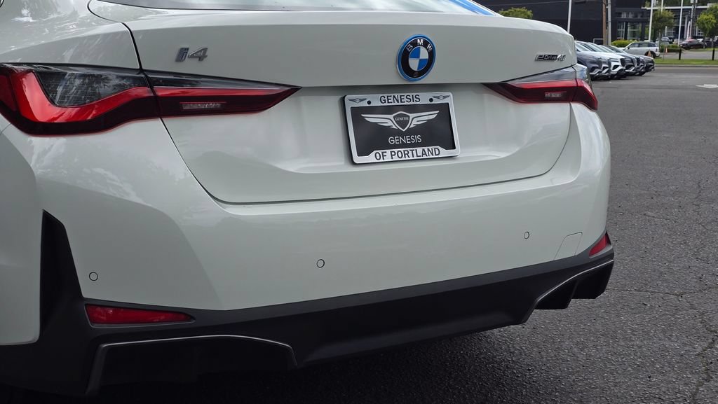 Used 2023 BMW i4 eDrive40 w/ Premium Package RWD image 14
