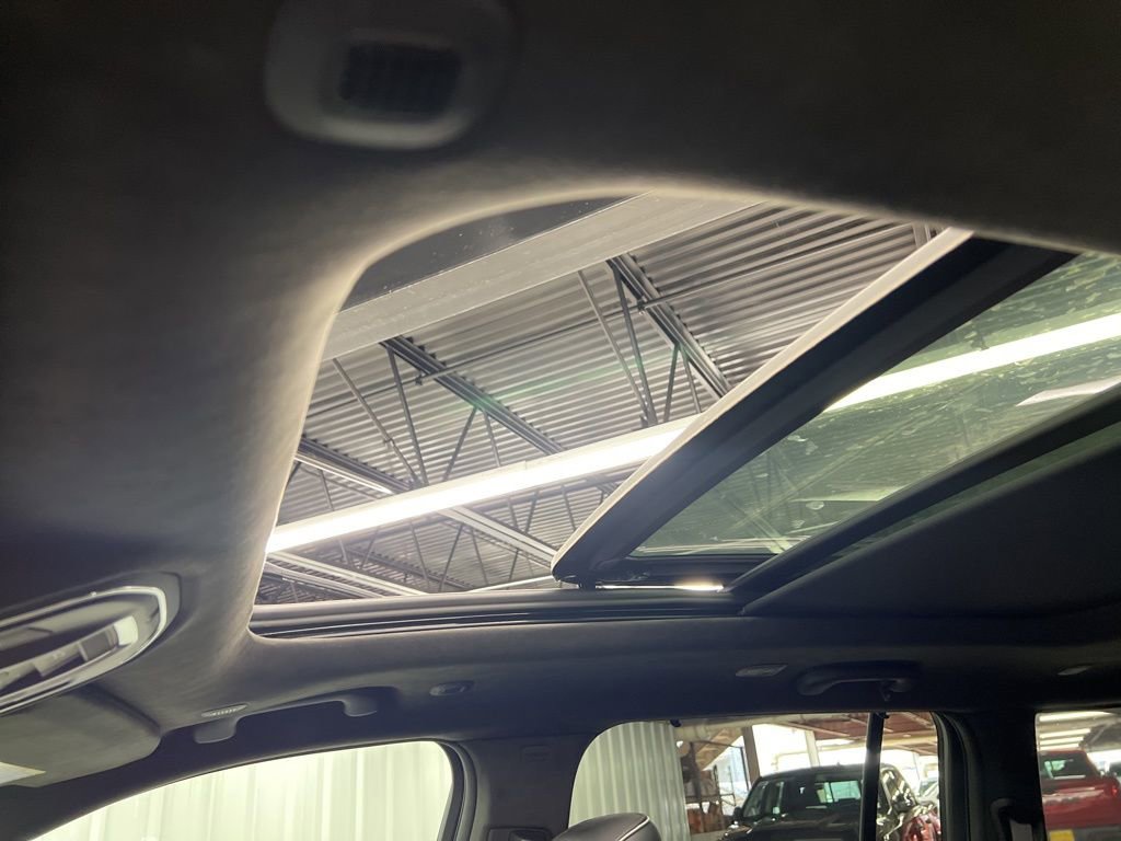 Used 2025 Jeep Grand Cherokee Summit image 25