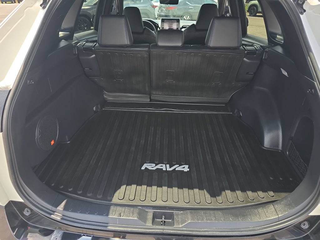 Used 2021 Toyota RAV4 XSE w/ XSE Grade Weather Package AWD/4WD image 13