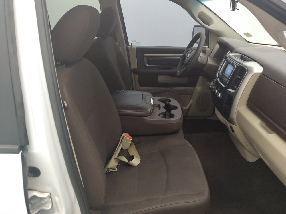 Used 2018 RAM 1500 Classic SLT RWD image 21