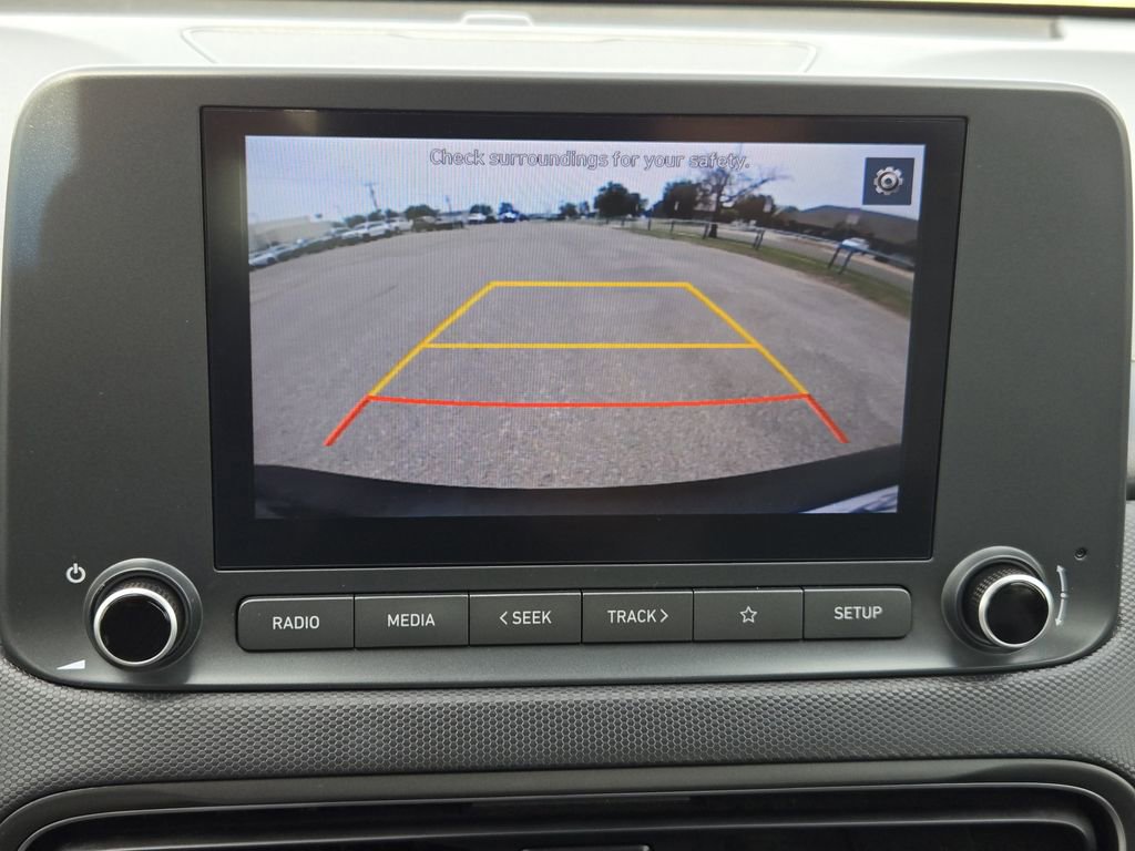 Used 2022 Hyundai Kona SE FWD image 19