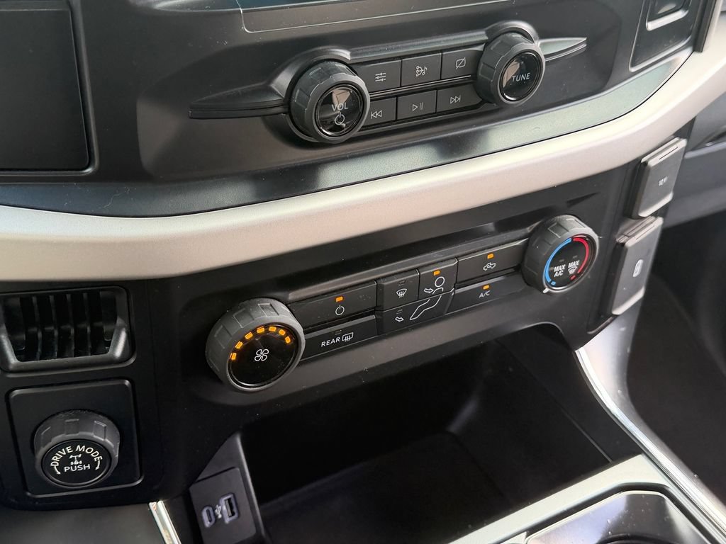Used 2021 Ford F150 XL w/ Equipment Group 101A High RWD image 19