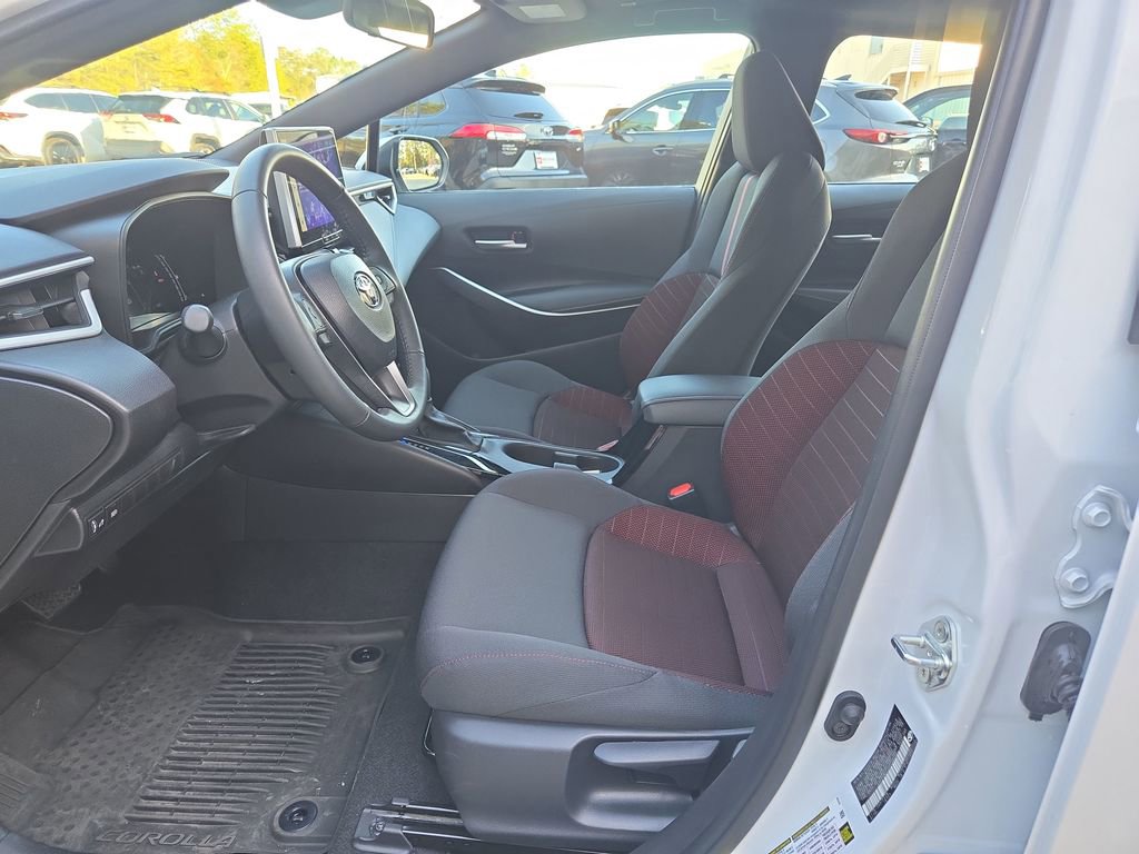 Certified 2025 Toyota Corolla SE image 15