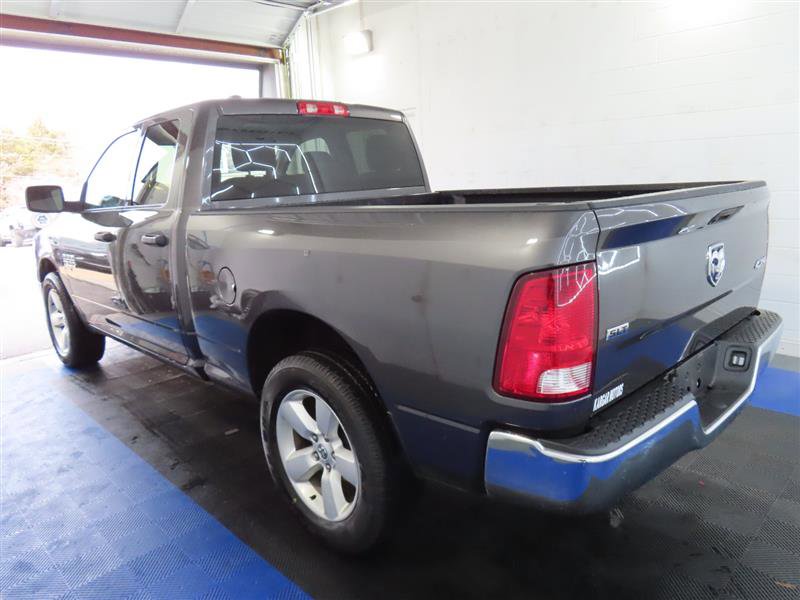 Used 2024 RAM 1500 Classic SLT AWD/4WD image 10