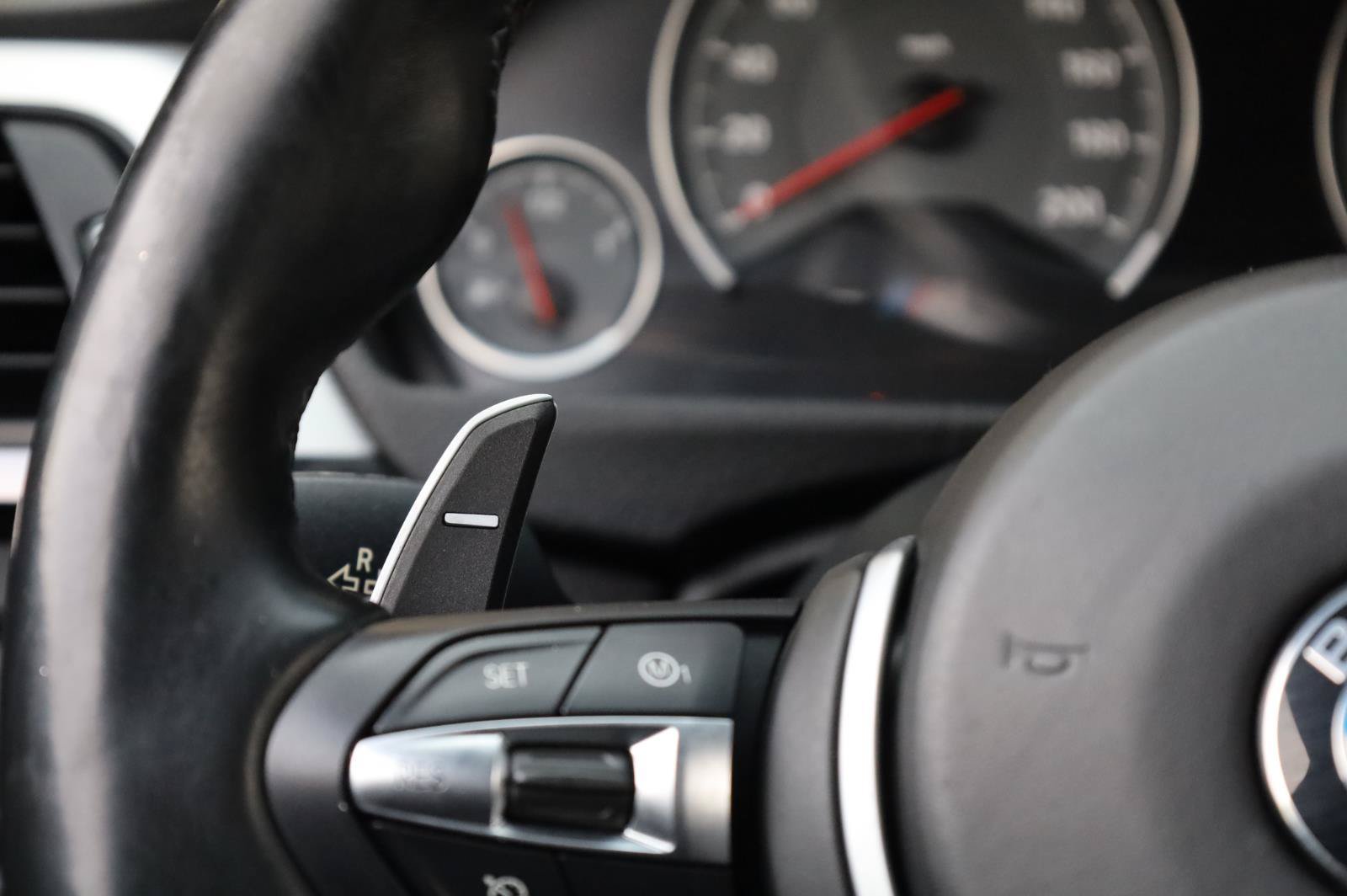 Used 2015 BMW M4 Coupe RWD image 32
