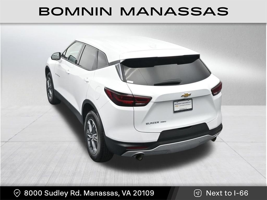 Used 2023 Chevrolet Blazer LT image 23