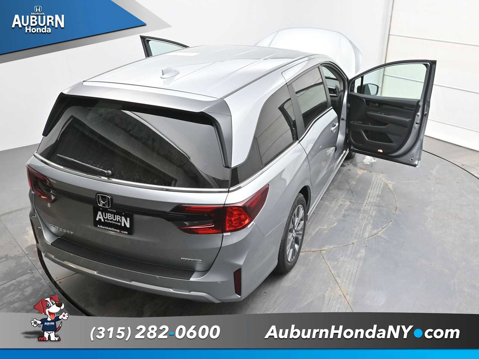 New 2026 Honda Odyssey Touring image 36