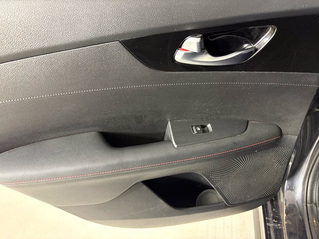 Used 2020 Kia Forte GT FWD image 39