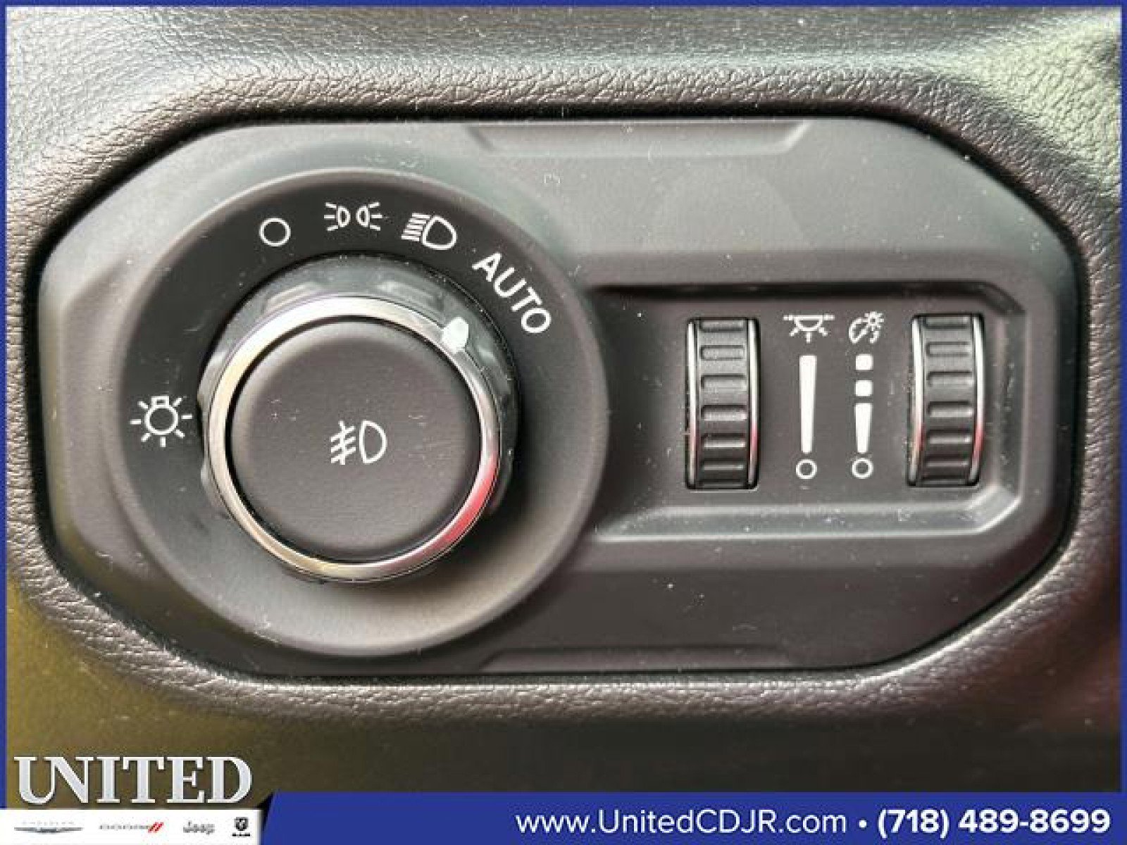 Certified 2022 Jeep Wrangler Unlimited Sport image 23