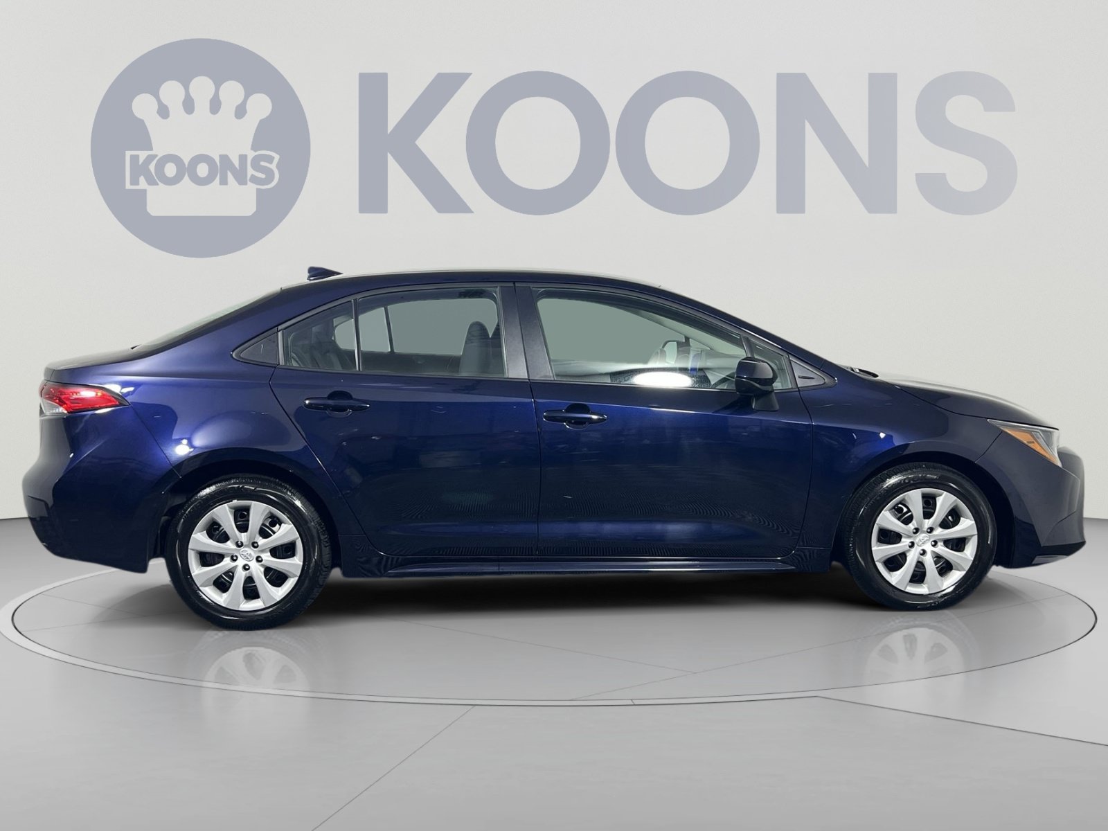 Used 2025 Toyota Corolla LE FWD image 8