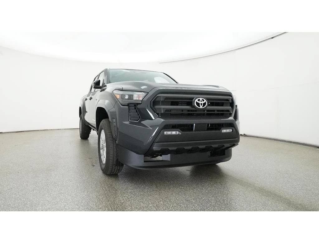 Used 2025 Toyota Tacoma SR5 RWD image 36