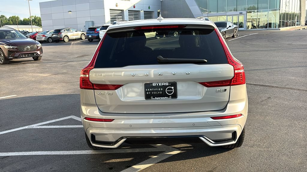Certified 2025 Volvo XC60 B5 Plus AWD/4WD image 29