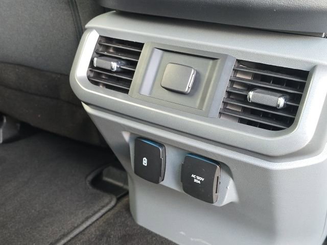 Used 2022 Ford F150 XLT w/ Equipment Group 302A High image 17