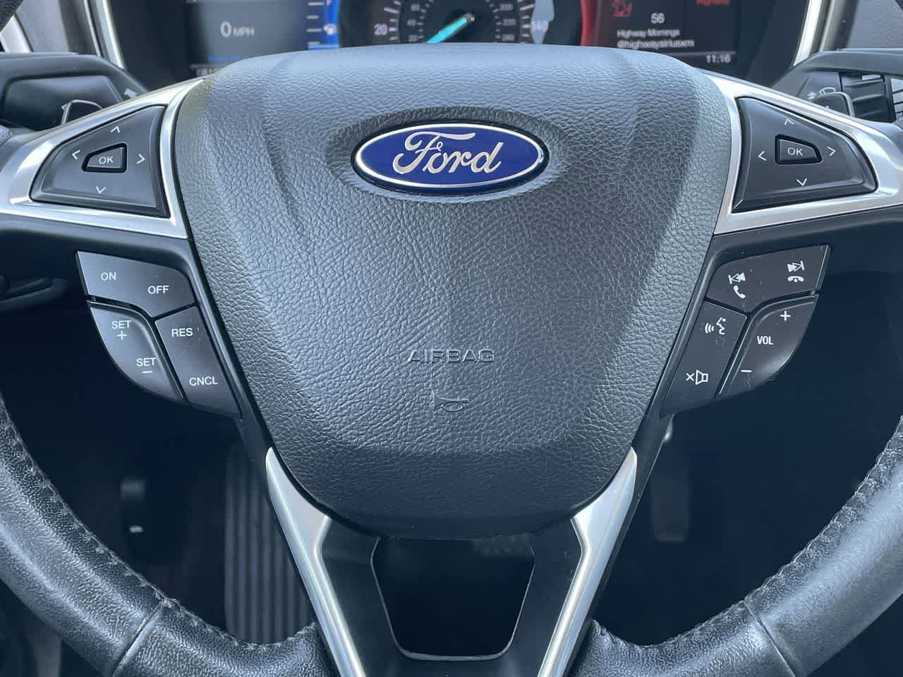 Used 2017 Ford Fusion SE w/ Equipment Group 201A FWD image 10
