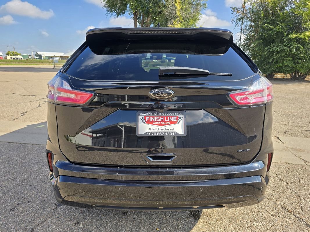 Used 2022 Ford Edge SE w/ Black Appearance Package image 6