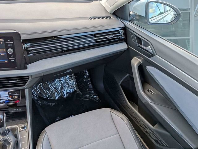 New 2027 Volkswagen Jetta SE FWD image 16