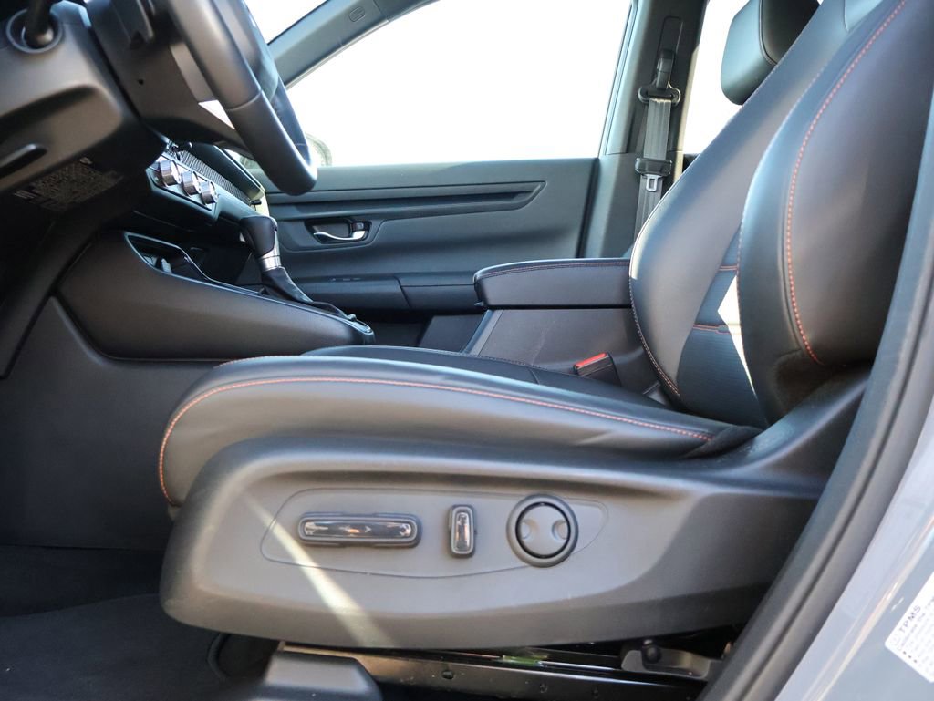 Certified 2025 Honda CR-V Sport-L image 32