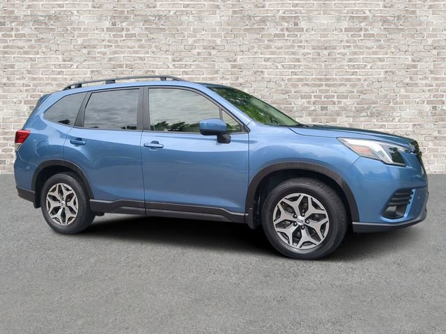 Used 2023 Subaru Forester Premium
