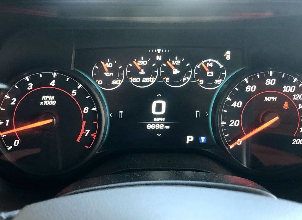 Used 2018 Chevrolet Camaro SS w/ Hot Wheels Edition image 32