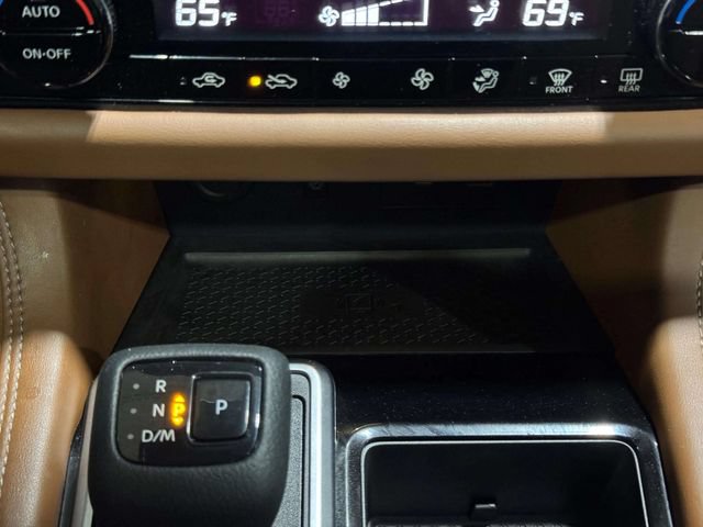 Used 2023 Nissan Pathfinder Platinum AWD/4WD image 17