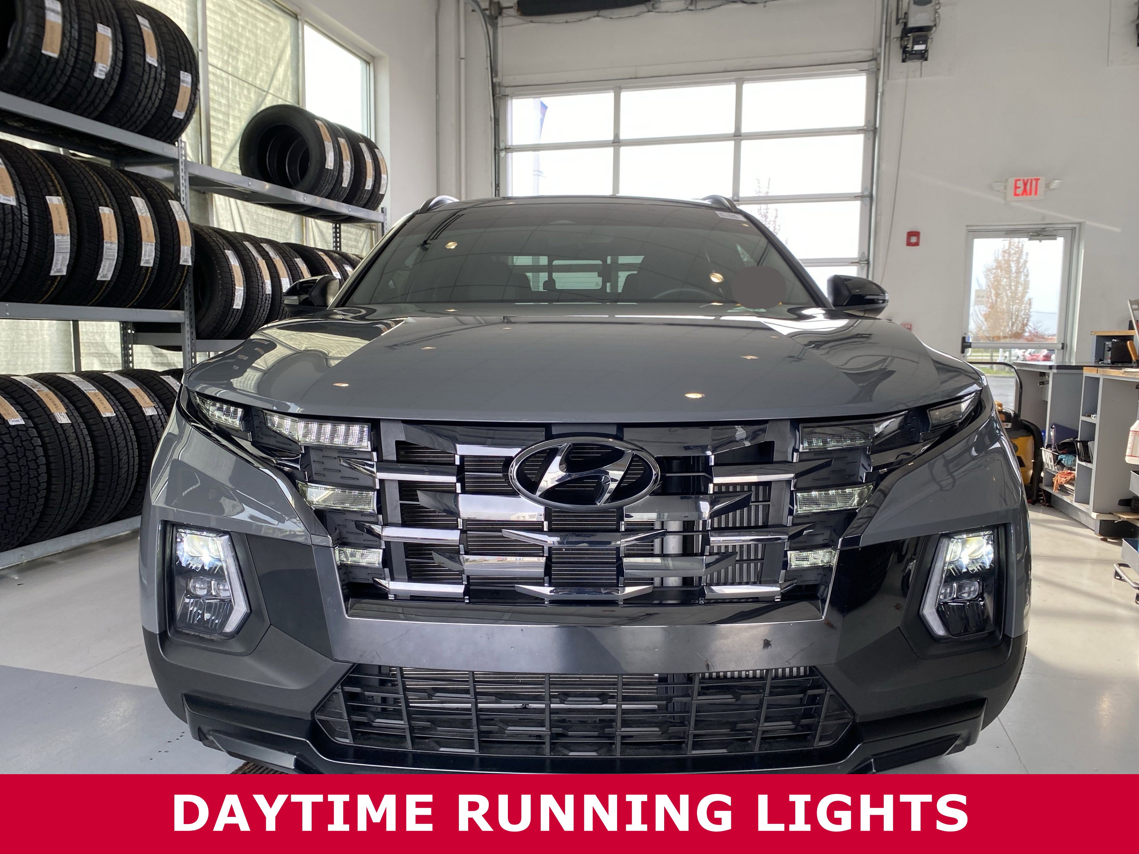 Used 2024 Hyundai Santa Cruz Night image 30