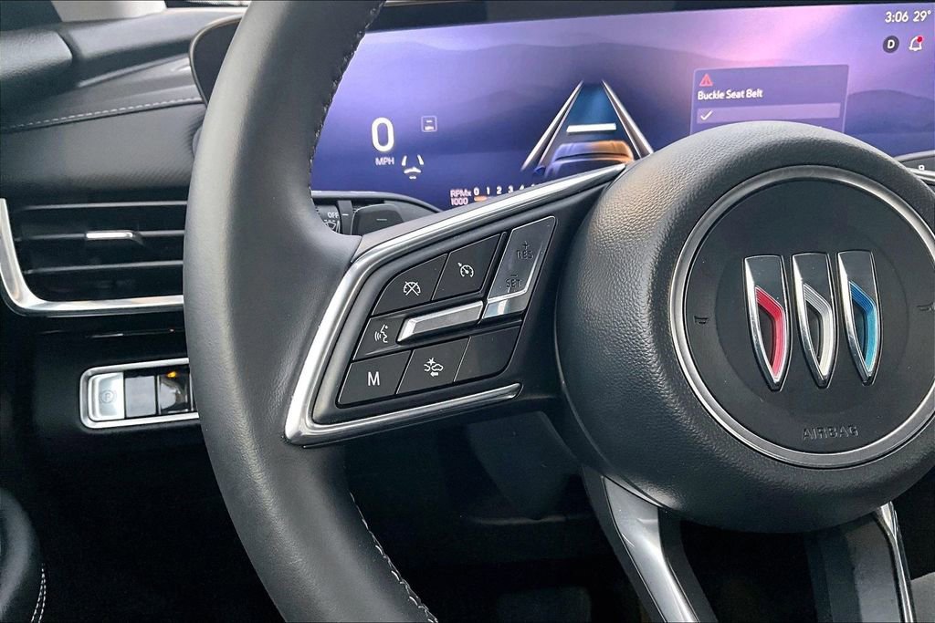 Certified 2025 Buick Envision Preferred image 13